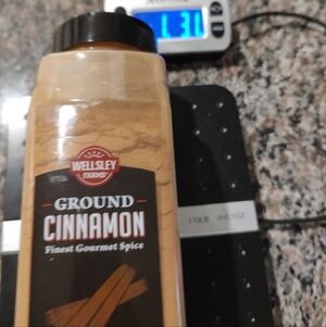 Wellsley Ground Cinnamon Gourmet Spice 16 oz Brown
